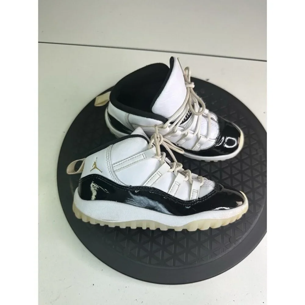 Nike Air Jordan 11 Retro TD Gratitude 378040-170 Kids 10C White Black Patent 23
